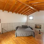 Castello Verona לינה וארוחת בוקר 4*