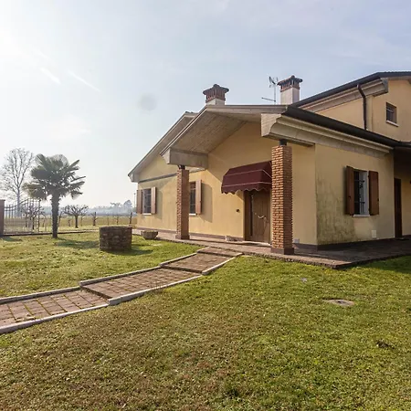 Castello Verona Bed and Breakfast Sanguinetto