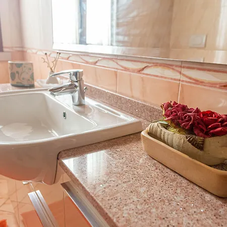 Castello Verona Bed and Breakfast Sanguinetto